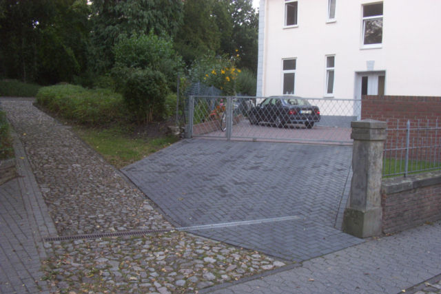 Lüneburger Straße im September 2005