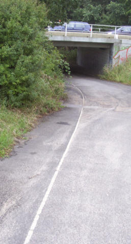 Radweg an der Behringstraße am 26.08.2004