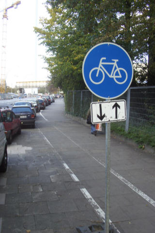 Karolinenstraße im Oktober 2004